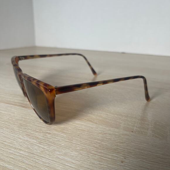 Vintage Bausch & Lomb I's W1556 Sunglasses Polarized Tortoise Shell Excellent - Picture 3 of 11